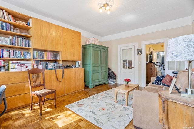 sitting room with light parquet floors