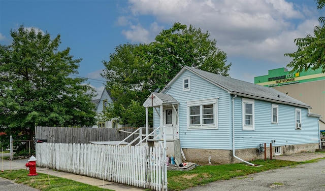 view of front of house