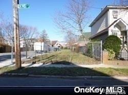 Listing photo 3 for Dennis St, Jamaica NY 11434