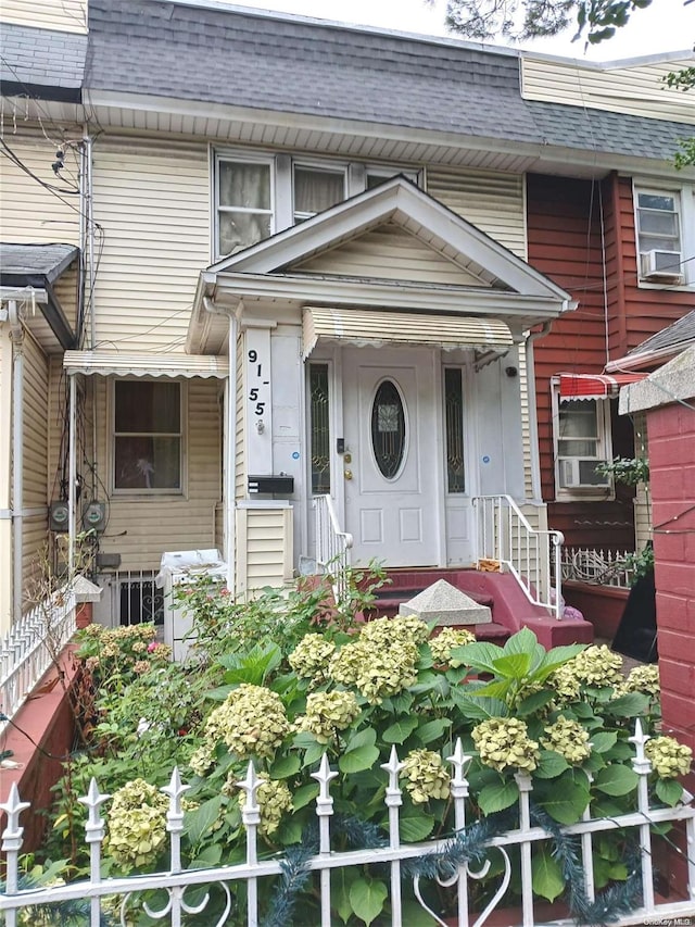 91-55 96th St, Woodhaven, NY 11421 - photo 1