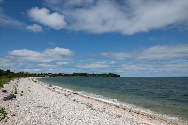 water view featuring a beach view