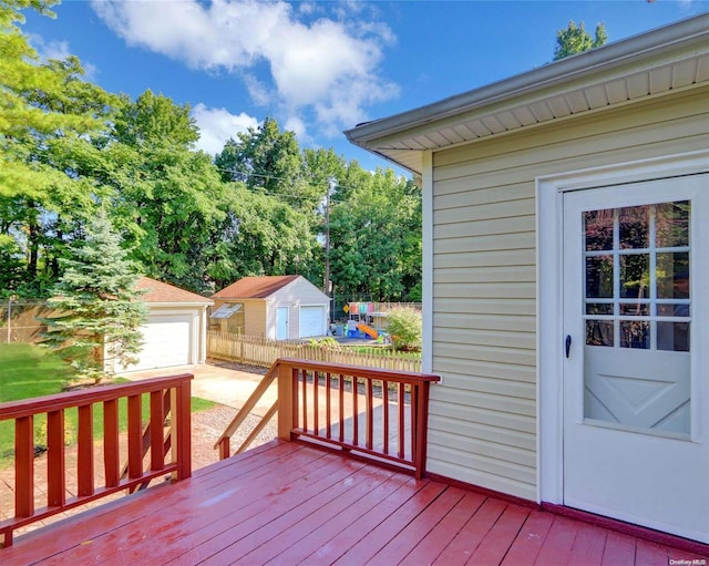 2 Oak Ct, Staten Island, NY 10308 - wooden deck with an outdoor structure