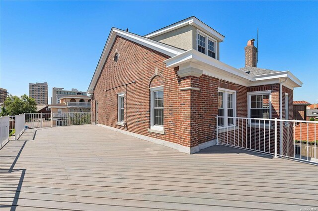 65 W Beech St, Long Beach, NY 11561 - view of wooden deck