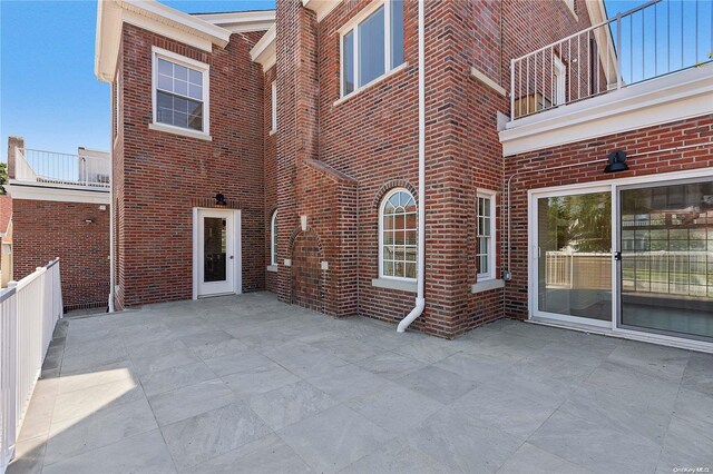 65 W Beech St, Long Beach, NY 11561 - view of patio / terrace with a balcony