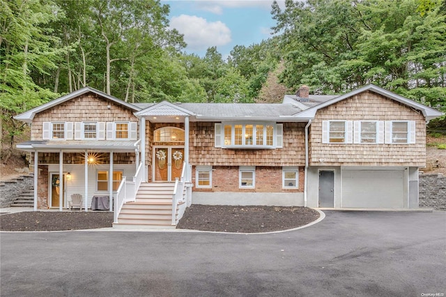 view of front facade with a garage