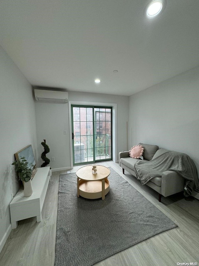 Listing photo 2 for 134-43 Maple Ave Unit 4D, Flushing NY 11355