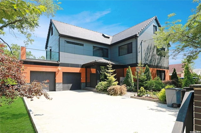 view of front of house featuring a garage