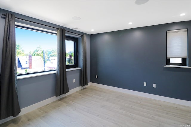 empty room featuring light hardwood / wood-style flooring