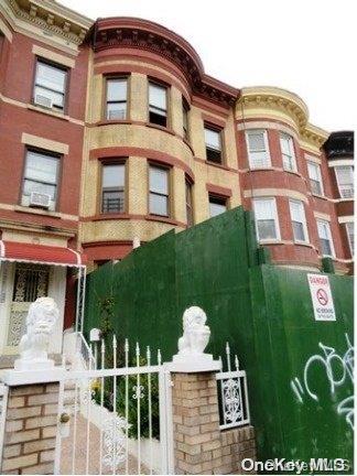 Listing photo 2 for 1660 Nostrand Ave, Brooklyn NY 11226