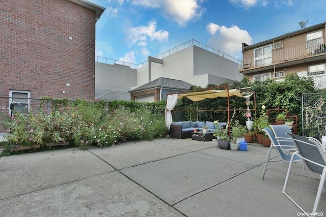 view of patio with outdoor lounge area