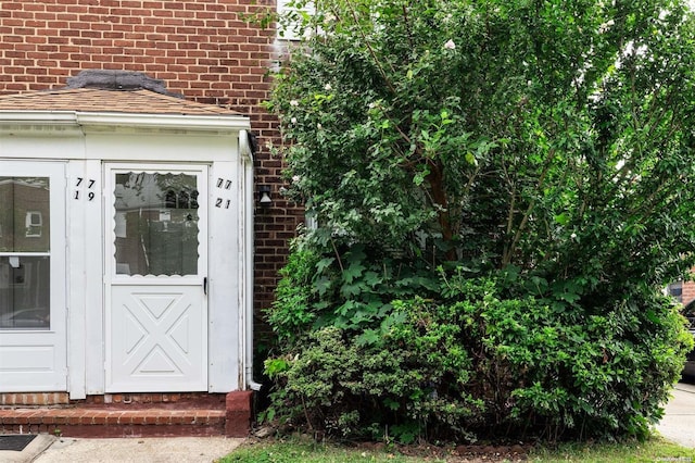 view of property entrance