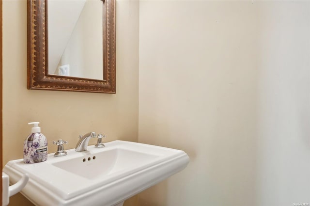 156 Ram Island Dr, Shelter Island, NY 11964 - bathroom with a sink