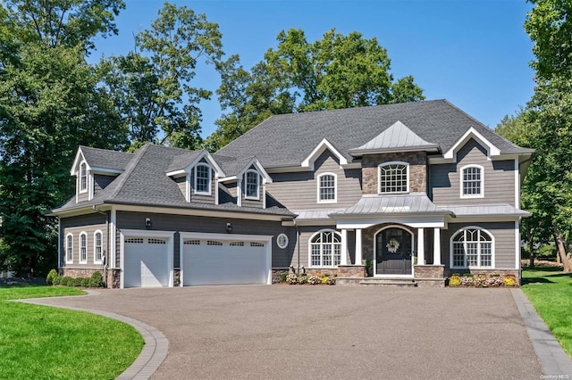 craftsman house featuring a garage