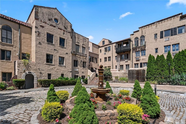 215 Middle Neck Rd Unit 16-1A, Great Neck, NY 11021 - view of apartment building / complex