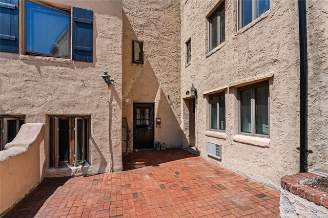 215 Middle Neck Rd Unit 16-1A, Great Neck, NY 11021 - view of patio