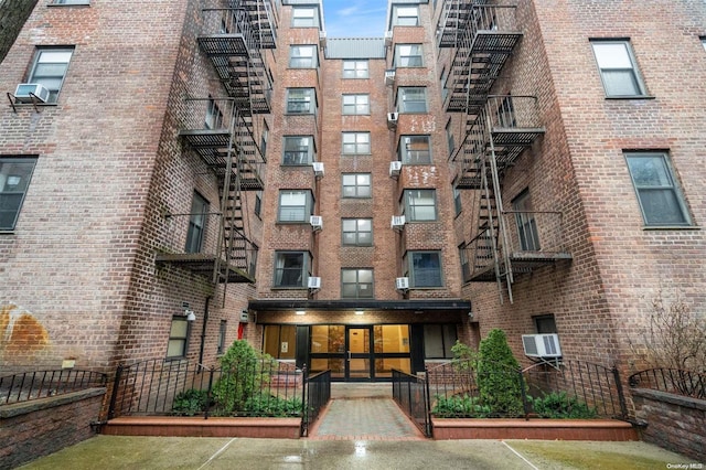 32-20 92nd St Unit D507, East Elmhurst, NY 11369 - photo 1