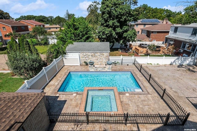 view of swimming pool