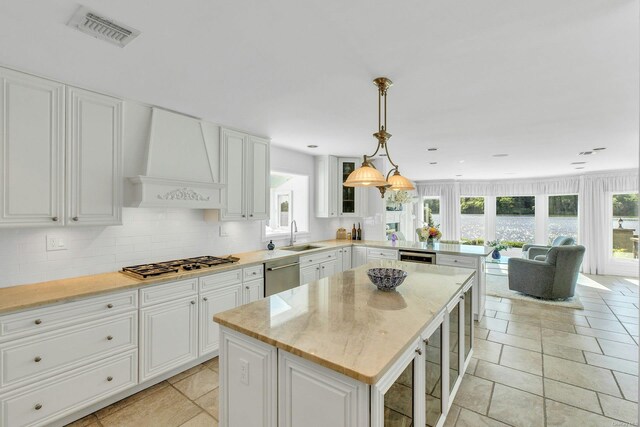 170 Connetquot Dr, Oakdale, NY 11769 - photo 9