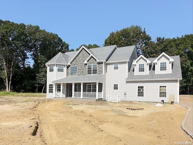 view of front of property featuring a porch