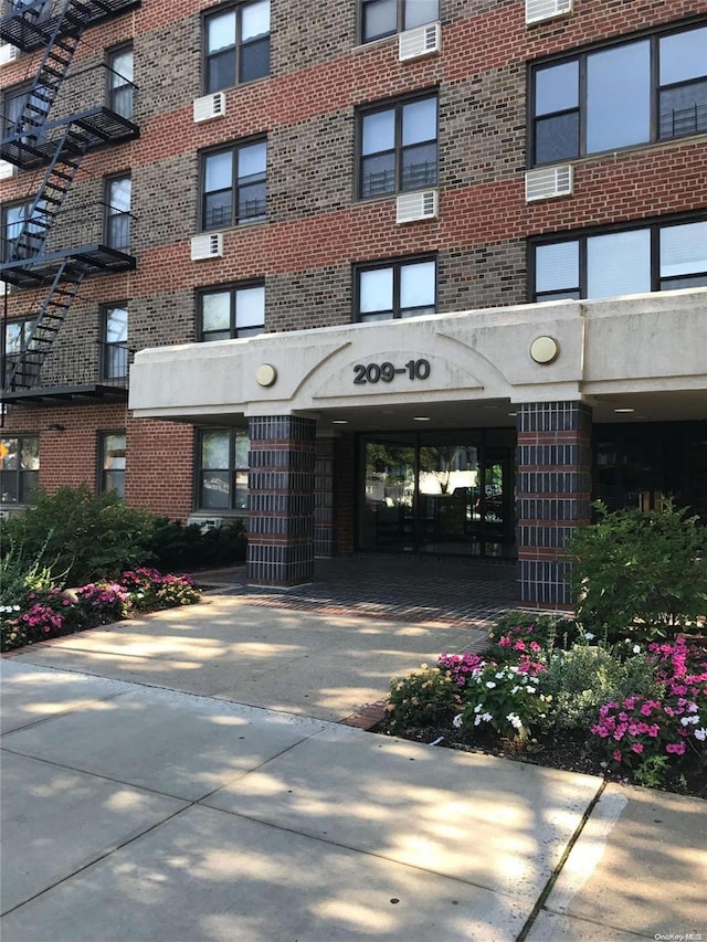 20910 41st Ave Unit 6R, Bayside, NY 11361 - view of building exterior