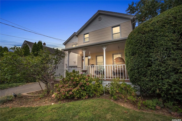 view of front of property featuring a porch