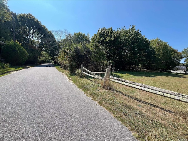 Listing photo 2 for Association Rd, Bellport NY 11713