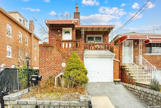 view of front of property