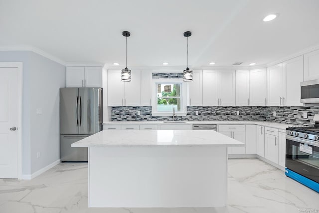 135 Park Blvd, Massapequa Park, NY 11762 - photo 15