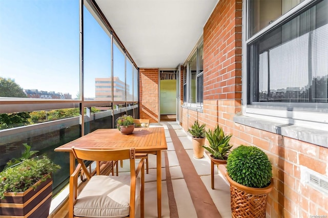 view of sunroom / solarium