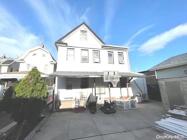 view of front of home with a patio area