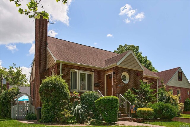 view of front of home