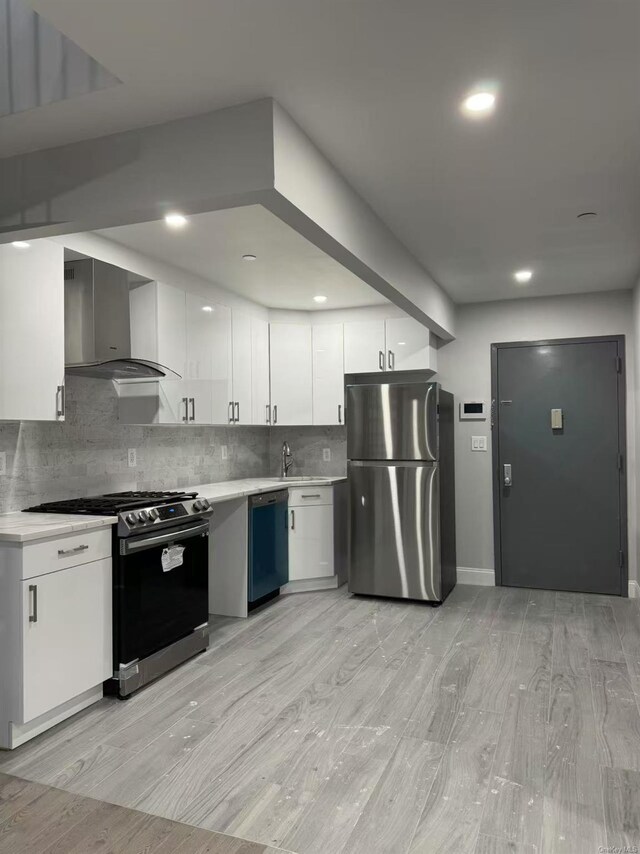 228 55th St Unit 4B, Brooklyn, NY 11220