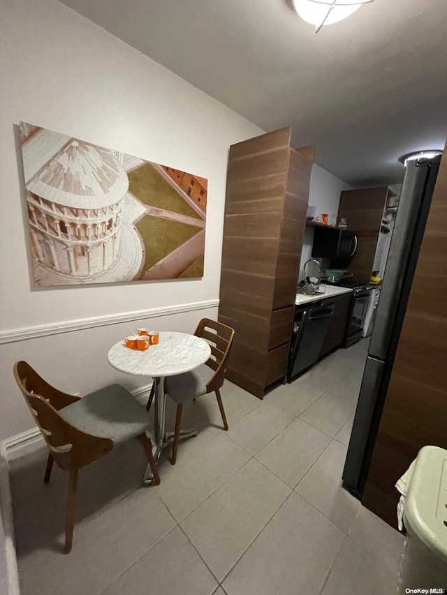 dining room with light tile patterned floors