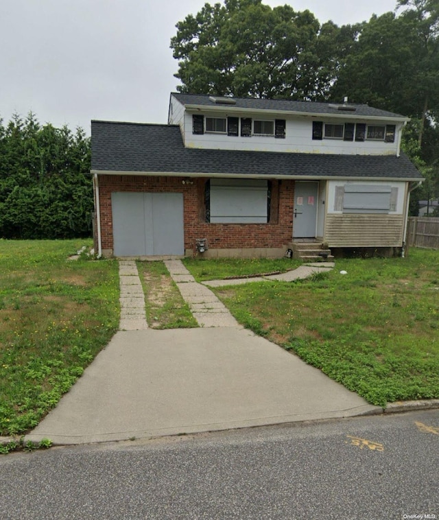 view of front of home with a front yard