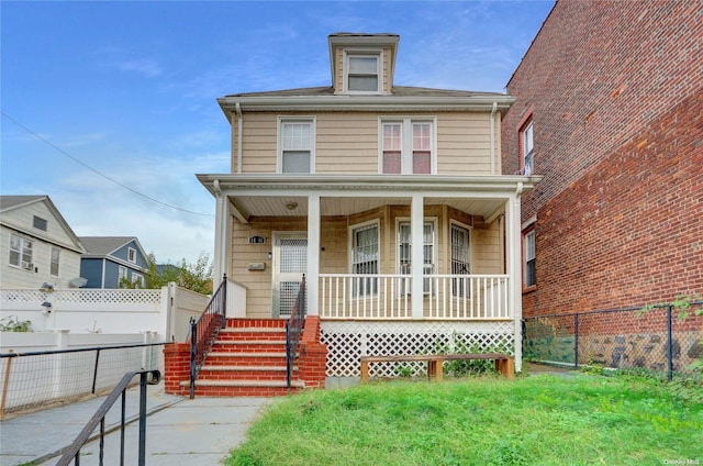 view of front facade featuring a porch