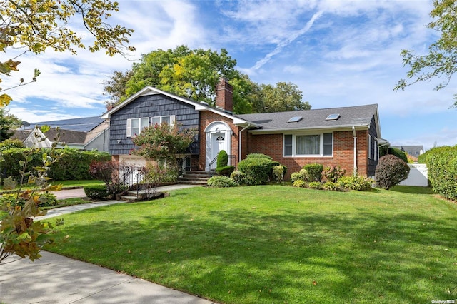 view of front of home with a front yard