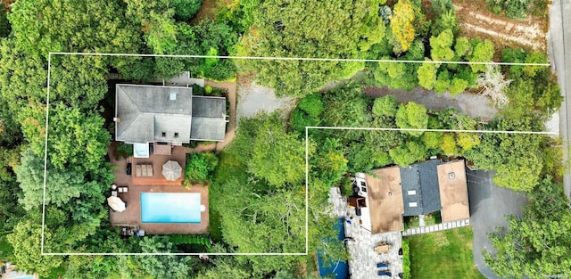 19 Oceanview Rd, Hampton Bays, NY 11946 - aerial view of property and surrounding area featuring property parcel outlined