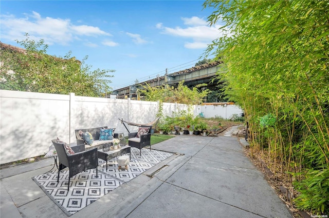 view of patio / terrace featuring an outdoor hangout area