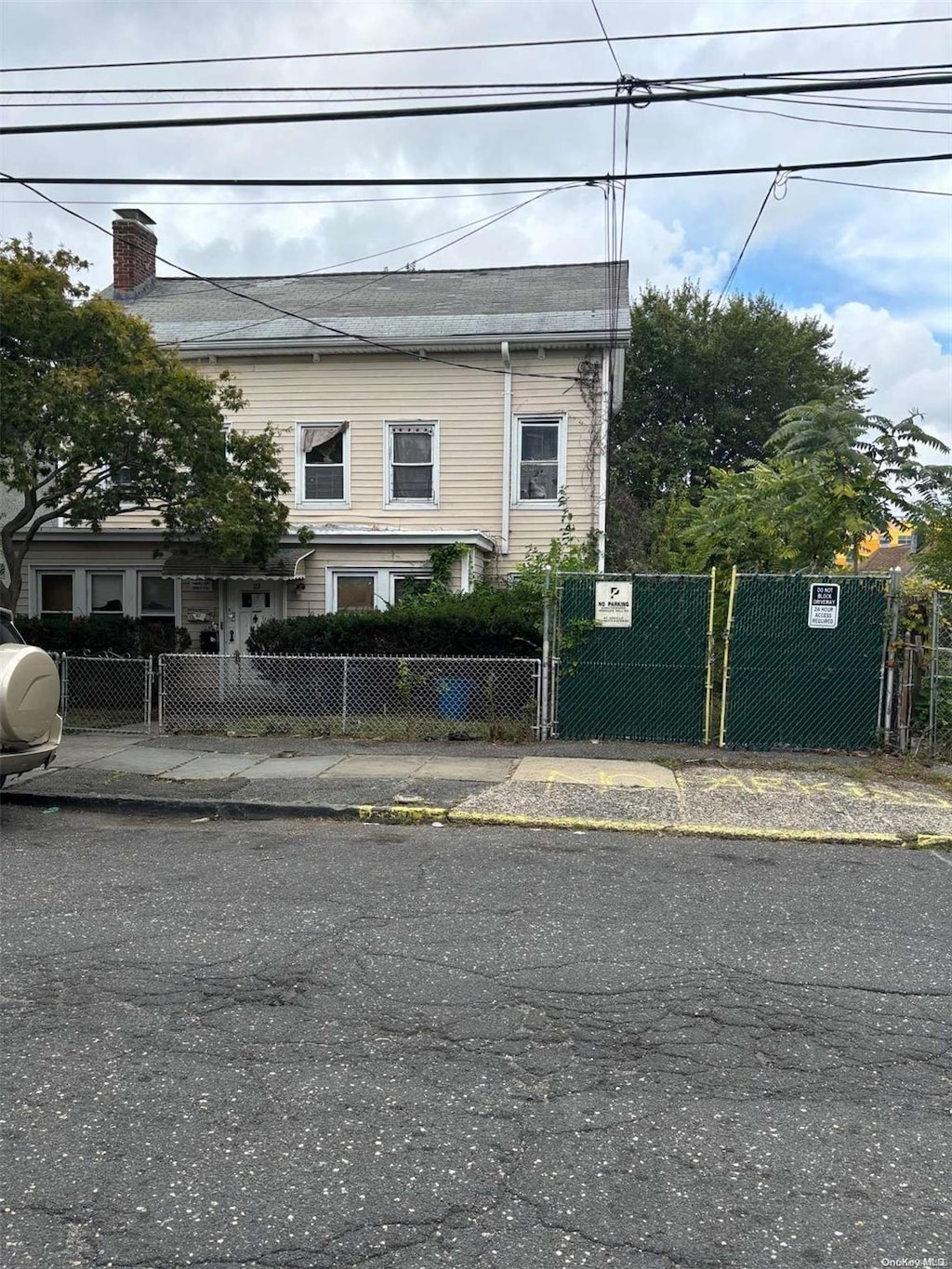 22 S High St, Mount Vernon, NY 10550 - view of front of house