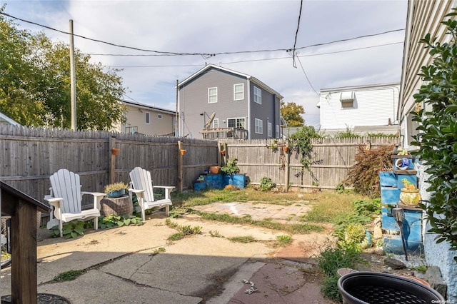 view of yard with a patio