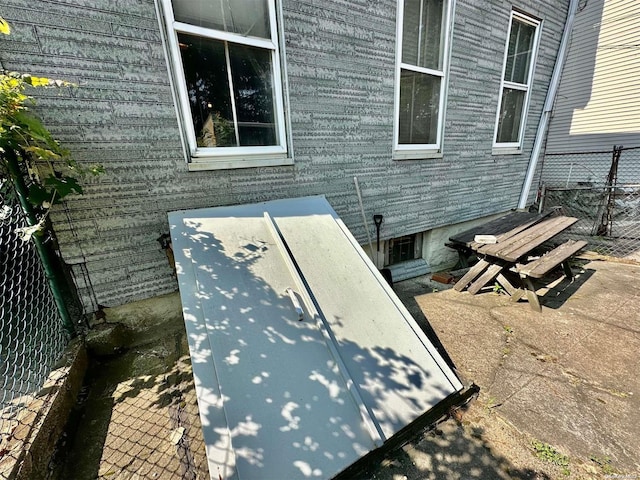 view of entry to storm shelter