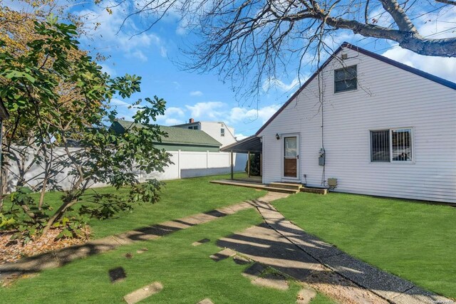21 Fern Ter, West Babylon, NY 11704 - back of property