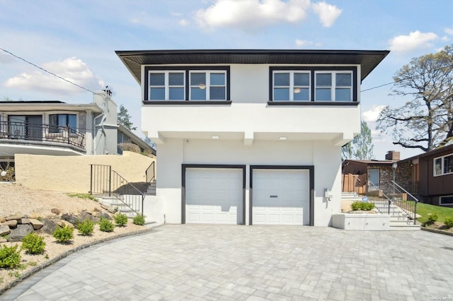 view of front of house featuring a garage