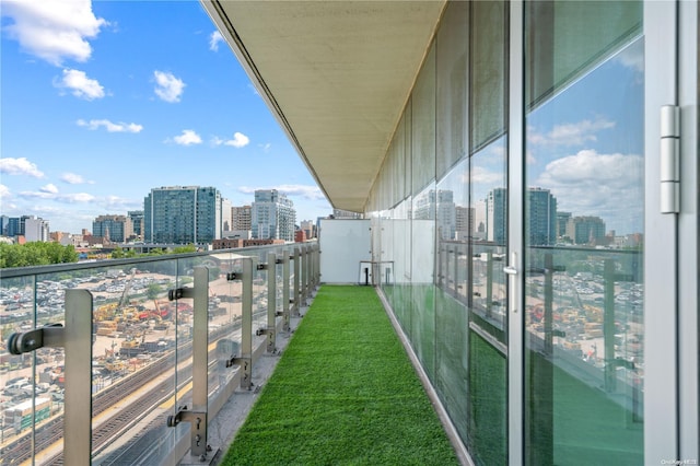 131-05 40th Rd Unit 10J, Flushing, NY 11354 - balcony featuring a city view