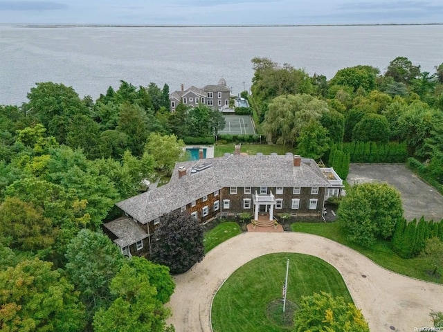 bird's eye view featuring a water view