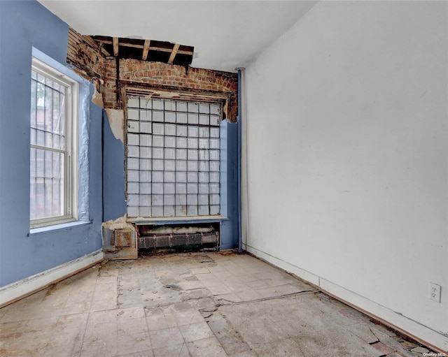 475 W 140th St, New York Manhattan, NY 10031 - empty room featuring plenty of natural light