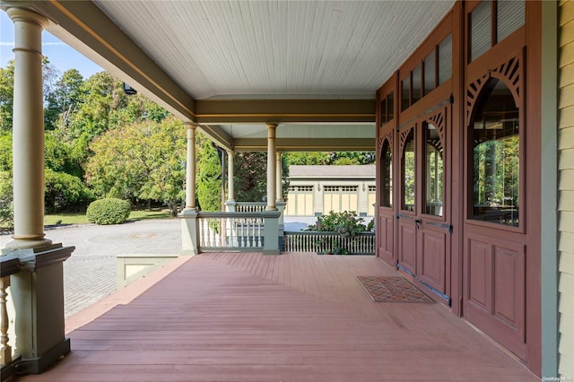 75 Oak Neck Ln, West Islip, NY 11795 - view of porch