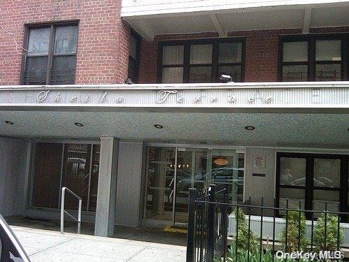 37-30 73rd St Unit 1A, Jackson Heights, NY 11372 - photo 1