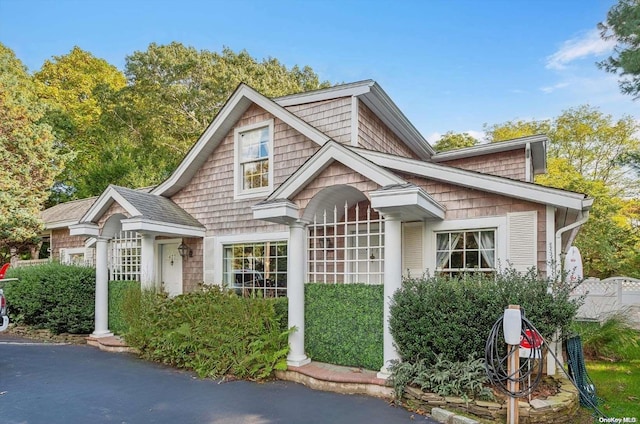 477 Montauk Hwy, Westhampton Beach, NY 11978 - view of front of house