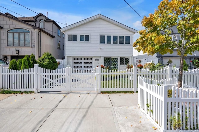 view of front of property